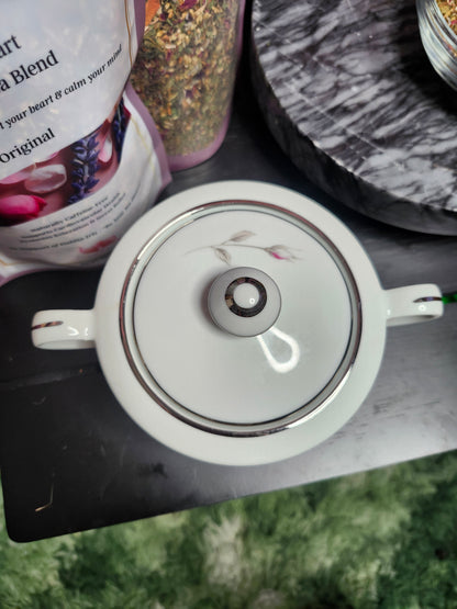 Seizan Lasting Rose Sugar Bowl